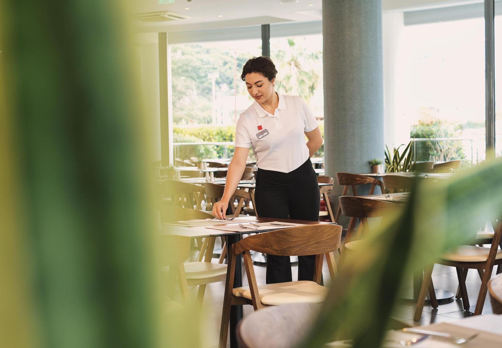 Leonardo Rhodes Hotel 5*