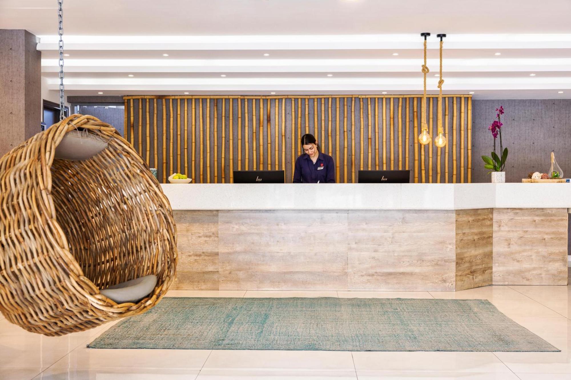 Otel Leonardo Rhodes 5*